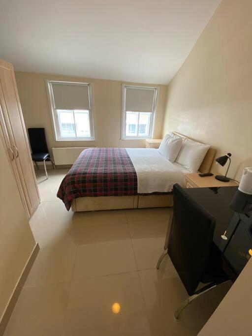 Studio To Let In Covent Garden With Kitchen London Luaran gambar