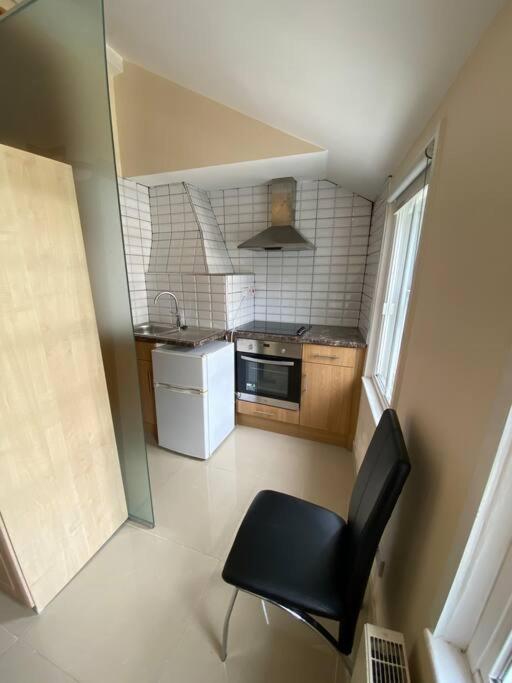 Studio To Let In Covent Garden With Kitchen London Luaran gambar